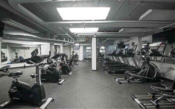 62-60-62-99 99th St in Rego Park, NY - Building Photo - Building Photo