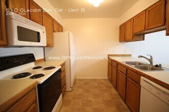 510 Glacier Bay Cir-Unit -Unit B in Anchorage, AK - Building Photo - Building Photo