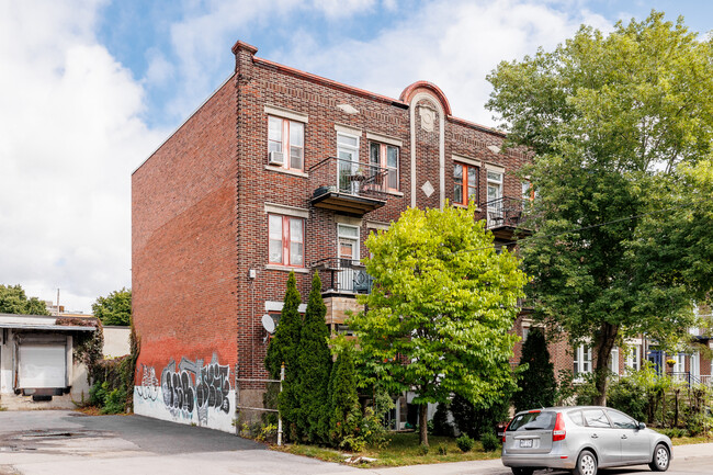 975 De Melrose Av in Montréal, QC - Building Photo - Building Photo