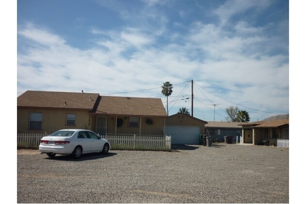 24600 Atwood Ave in Moreno Valley, CA - Building Photo