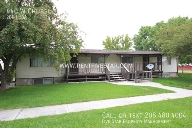 property at 440 W Chubbuck Rd