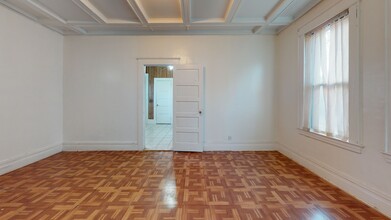 1030 Summit Ave in Bronx, NY - Building Photo - Interior Photo