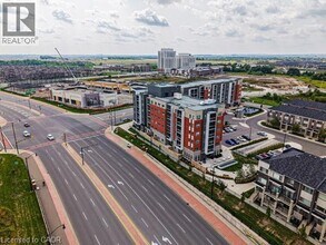 200 Lagerfeld Dr in Brampton, ON - Building Photo - Building Photo