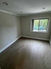 5460 White Oak Ave, Unit Unit D106 in Encino, CA - Foto de edificio - Building Photo