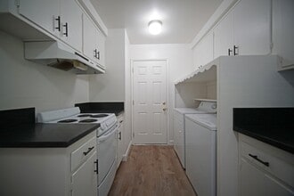 20 Manley Ct in Sacramento, CA - Building Photo - Building Photo