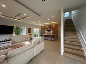 2109 SW 18th Ave in Fort Lauderdale, FL - Building Photo