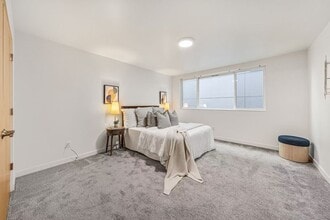 938 N 77th St in Seattle, WA - Building Photo - Building Photo