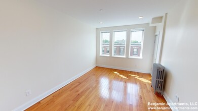 129 Sutherland Rd, Unit L in Boston, MA - Building Photo - Building Photo