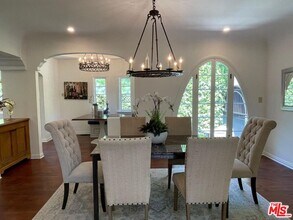 309 Crescent Dr in Beverly Hills, CA - Building Photo - Building Photo