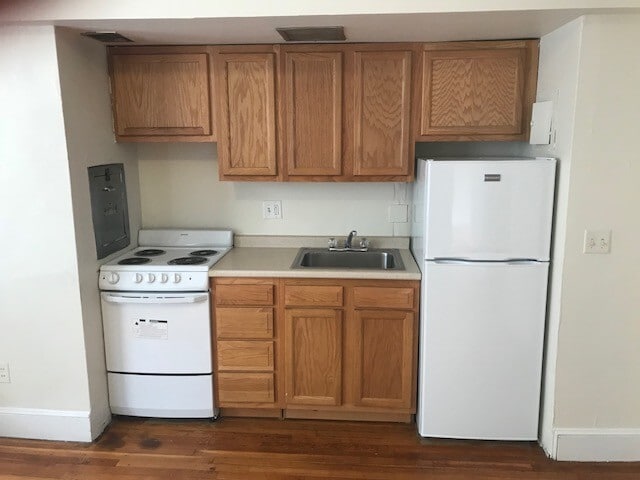 98 Lancaster Ter, Unit 306
