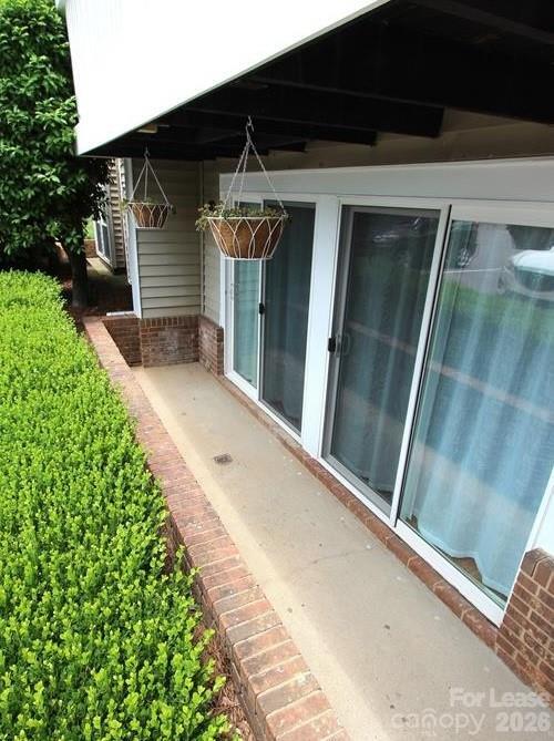 1645 Arlyn Cir in Charlotte, NC - Building Photo - Building Photo