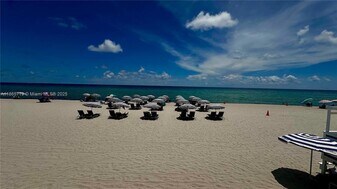 3725 S Ocean Dr, Unit 403 in Hollywood, FL - Building Photo