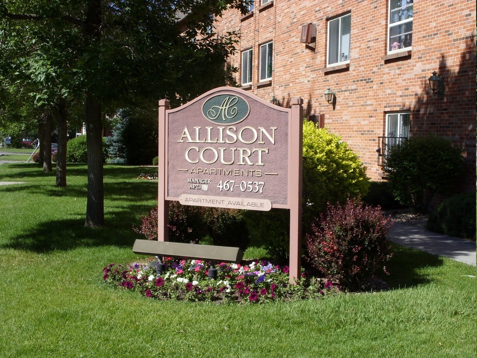 Allison Court Apartments in Arvada, CO - Building Photo