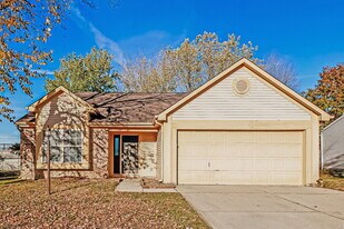 2043 Glendora Dr in Indianapolis, IN - Building Photo