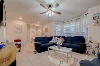13600 Breton Ridge St in Houston, TX - Building Photo - Building Photo