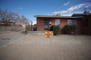 1226 Huckleberry St in El Paso, TX - Building Photo