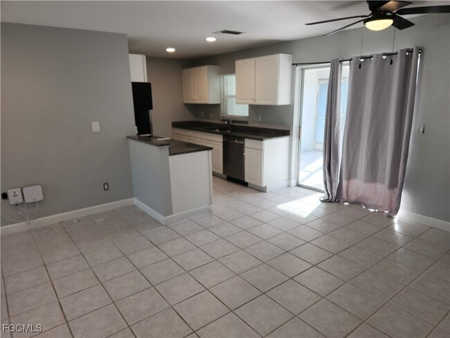 property at 118 NE 16th Pl