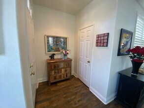 6906 Tradewinds Dr in Carlsbad, CA - Building Photo - Building Photo