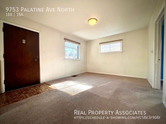 9753 Palatine Ave N in Seattle, WA - Building Photo - Building Photo