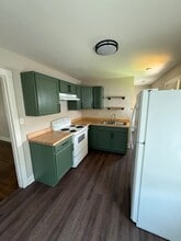 1720 Johnson Dr in Bowling Green, KY - Building Photo - Building Photo