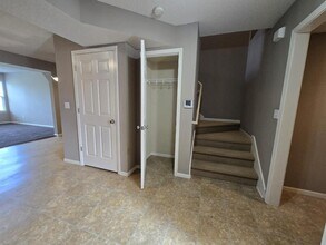 2012 Hickoryleaf Ln in Raymore, MO - Building Photo - Building Photo