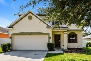 2237 Aitkin Loop in Leesburg, FL - Building Photo