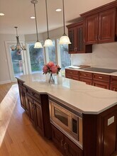 1021 W Old Ml Rd in Lake Forest, IL - Building Photo - Building Photo