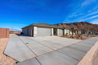 3717 Church Rocks Dr in Saint George, UT - Building Photo - Building Photo