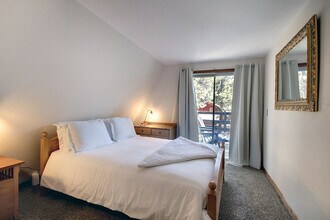 836 E Mountain View Blvd in Big Bear, CA - Building Photo - Building Photo
