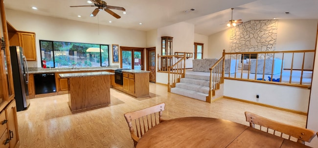 property at 3556 Mesa Verdes Dr