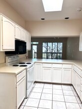2021 Balmoral Dr in Kerrville, TX - Building Photo - Building Photo
