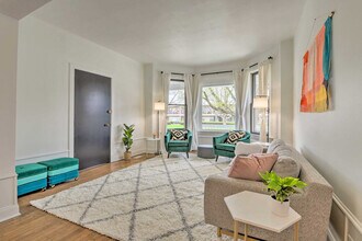 1129 Augusta St in Oak Park, IL - Building Photo - Building Photo