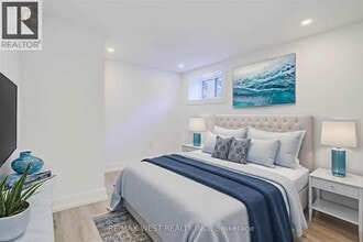 129 Curzon St in Toronto, ON - Building Photo - Building Photo