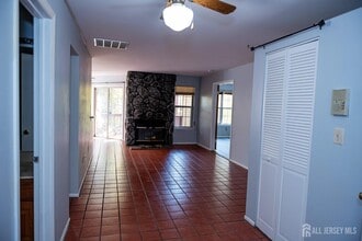 2162 Ash Ct in Monmouth Junction, NJ - Building Photo - Building Photo