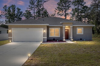 5998 SW 154th Street Rd in Ocala, FL - Foto de edificio - Building Photo