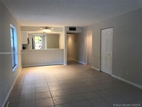 905 Southridge Rd, Unit 104A in Delray Beach, FL - Building Photo - Building Photo