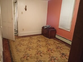 308 3rd St in Mount Carmel, PA - Foto de edificio - Building Photo