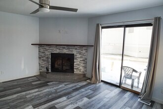 1741 E 53rd Ave in Anchorage, AK - Building Photo - Building Photo