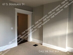 67 S Douglass St in Columbus, OH - Building Photo - Building Photo