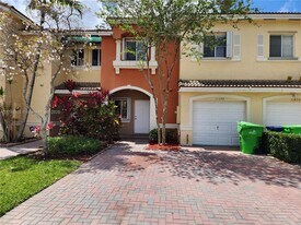11392 NW 34th Pl in Sunrise, FL - Building Photo