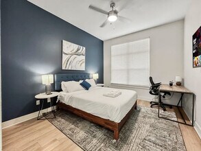 310 N Malcolm X Blvd in Dallas, TX - Building Photo - Building Photo