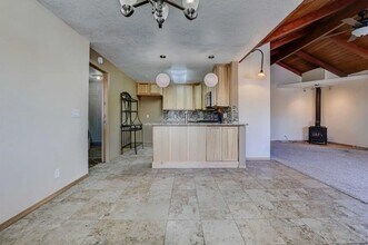 1975 NE Butler Market Rd in Bend, OR - Building Photo - Building Photo