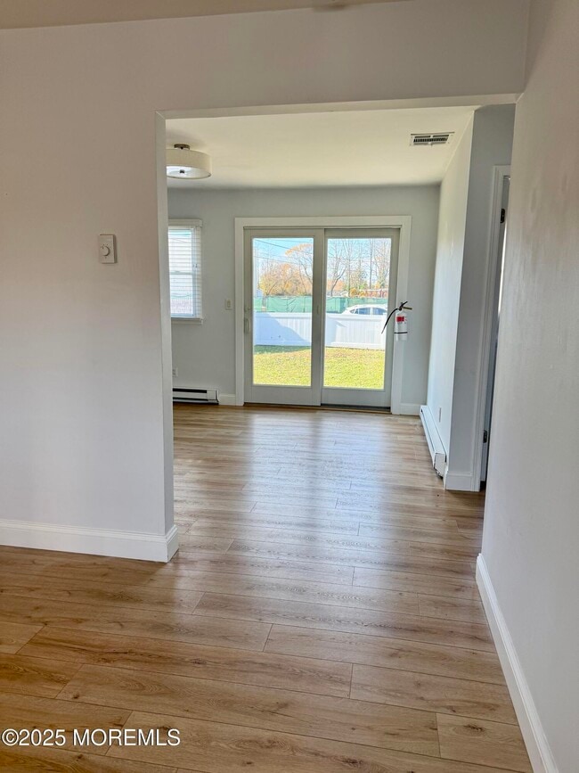 1119 Wessie St in Point Pleasant Beach, NJ - Building Photo - Building Photo