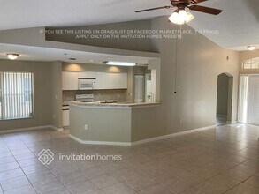 6525 NW 54th Ct in Lauderhill, FL - Foto de edificio - Building Photo