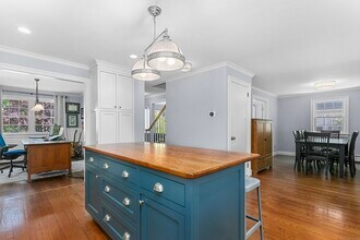 40 Eastlawn St in Fairfield, CT - Building Photo - Building Photo
