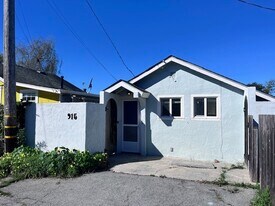 915 40th Ave in Santa Cruz, CA - Building Photo