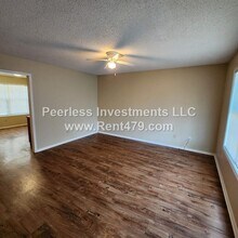 505 4th Ave SW in Gravette, AR - Building Photo - Building Photo