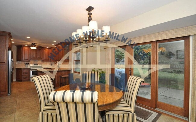 property at 1920 Fairhaven Blvd