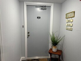 25188 Marion Ave in Punta Gorda, FL - Building Photo