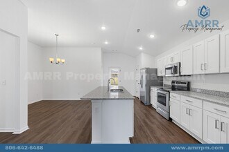 122 SW Vanessa St in Gentry, AR - Building Photo - Building Photo